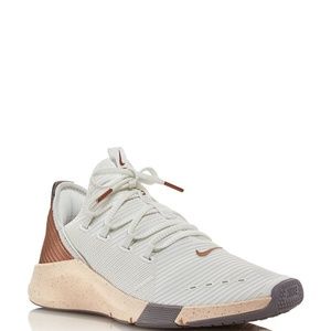 Nike Women's Air Zoom Elevate Low-Top Sneakers